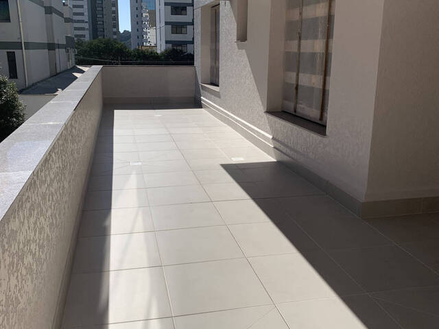#12 - Apartamento para Venda em Caxias do Sul - RS - 2