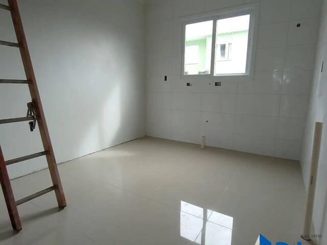Sobrado para Venda em Caxias do Sul - 4