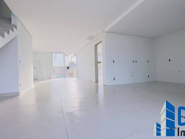 #69 - SOBRADOS DUPLEX para Venda em Caxias do Sul - RS - 2