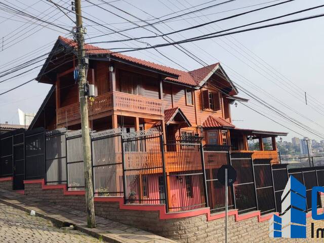 #84 - Casa para Venda em Caxias do Sul - RS - 2