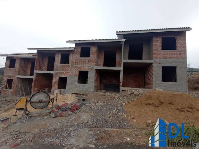 #213 - SOBRADOS DUPLEX para Venda em Caxias do Sul - RS - 2