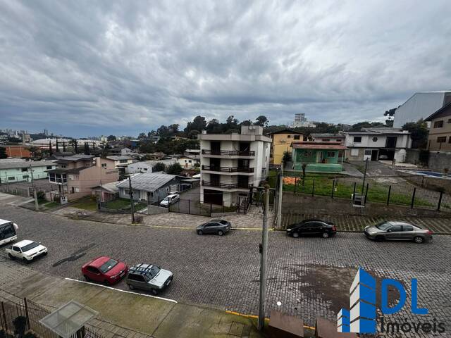 Apartamento para Venda em Caxias do Sul - 2